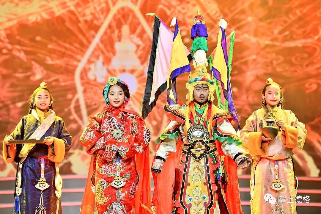 【围观】《康巴欢乐汇》将于2月8日播出藏晚配套节目—-"善地德格"